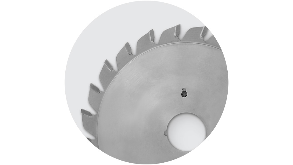 Scoring saw blades