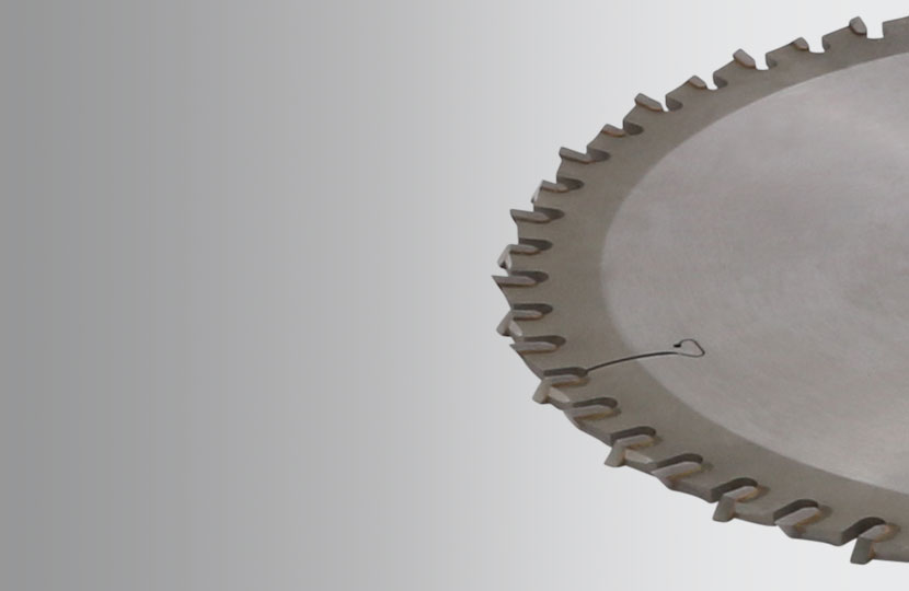 Clipping saw blades